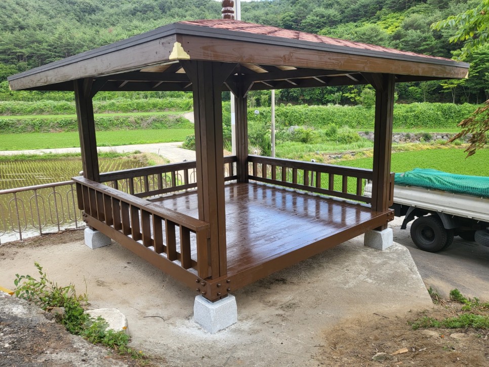 하동, 마을주민쉼터 사각정자